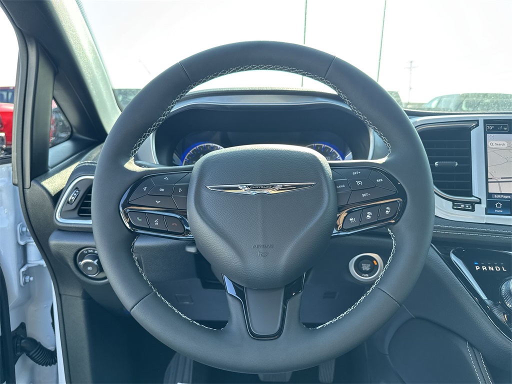 2026 Chrysler Pacifica Limited photo 20