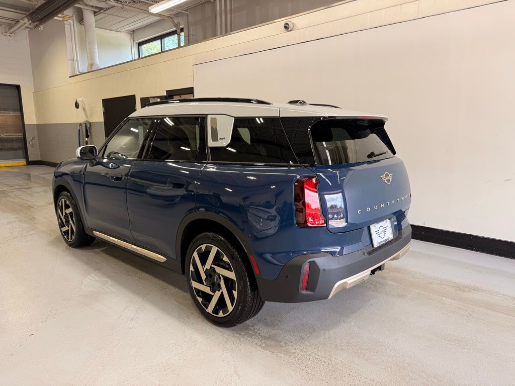2025 Mini Countryman S ALL4 Iconic photo 2