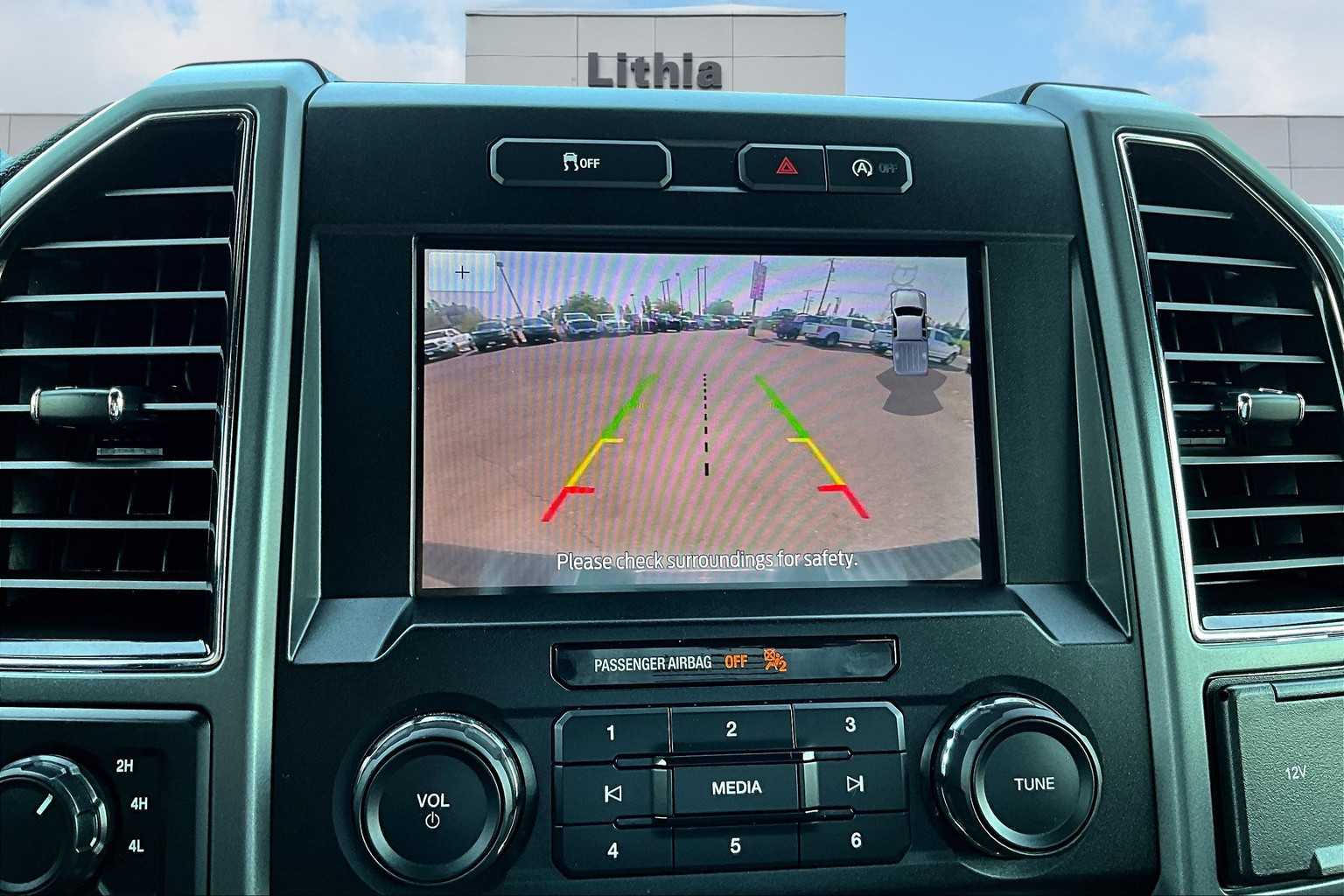 2020 Ford F-150 XLT photo 24