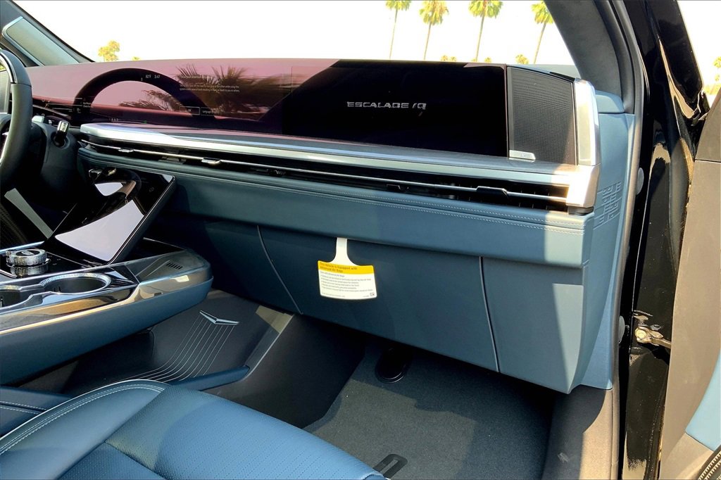 2026 Cadillac Escalade IQ Premium Sport photo 29