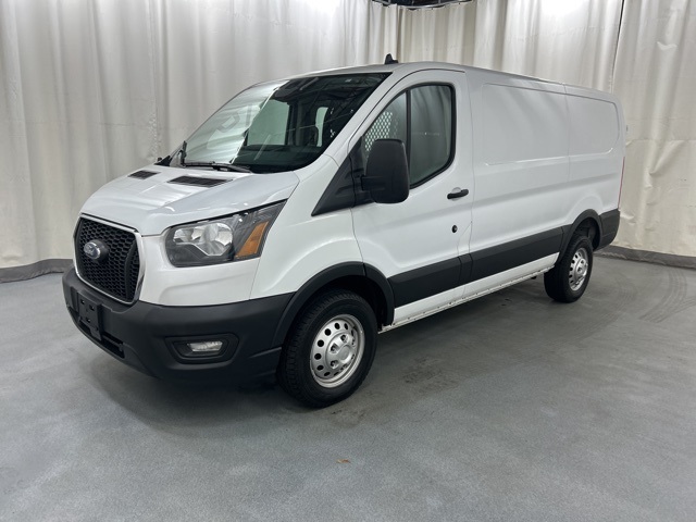 2023 Ford Transit photo 2