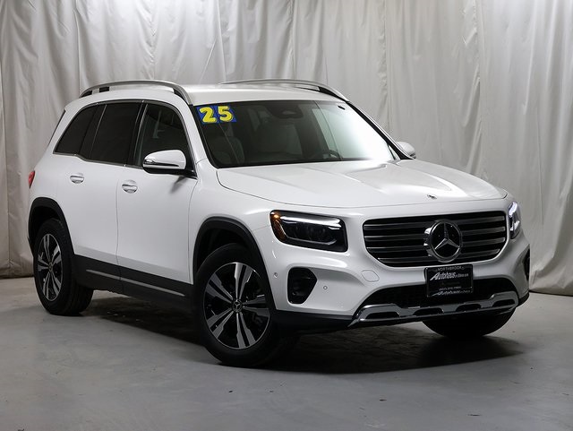 2025 Mercedes-Benz GLB Base's photo