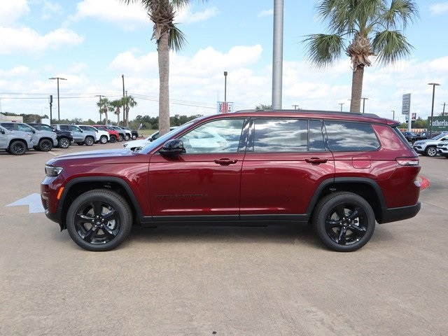 2025 Jeep Grand Cherokee Limited photo 4