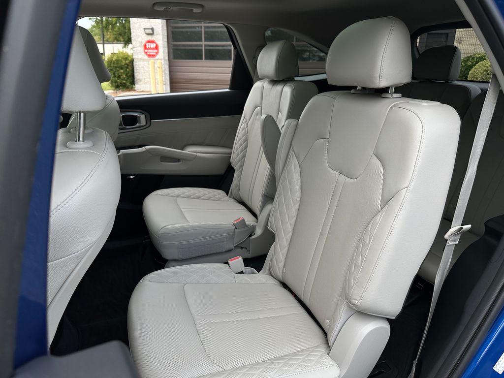 2021 Kia Sorento photo 25