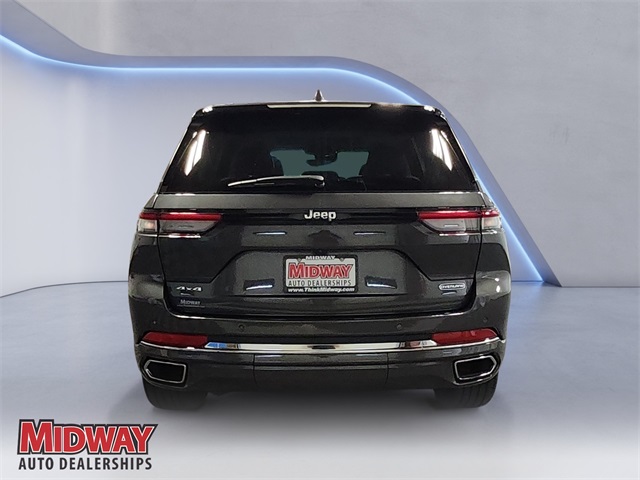 2022 Jeep Grand Cherokee Overland photo 3