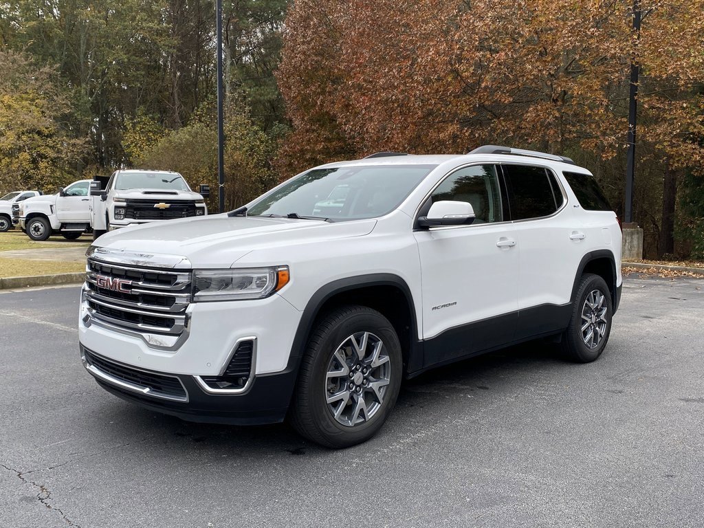 2023 GMC Acadia SLT's photo