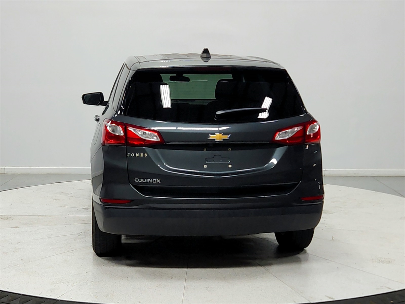 2019 Chevrolet Equinox LS photo 4