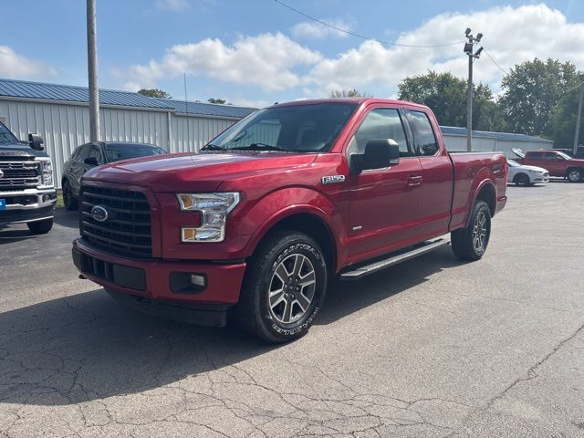 2017 Ford F-150 XLT photo 2