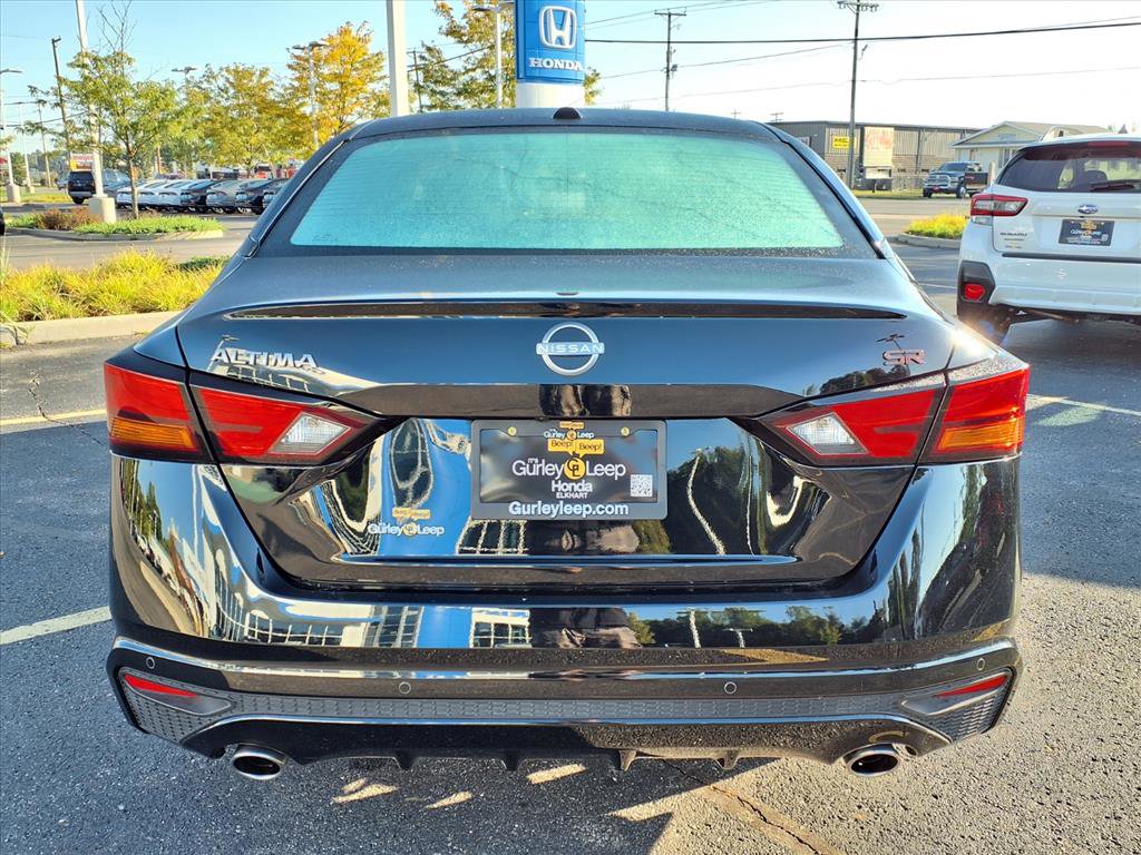 2024 Nissan Altima 2.5 SR photo 10