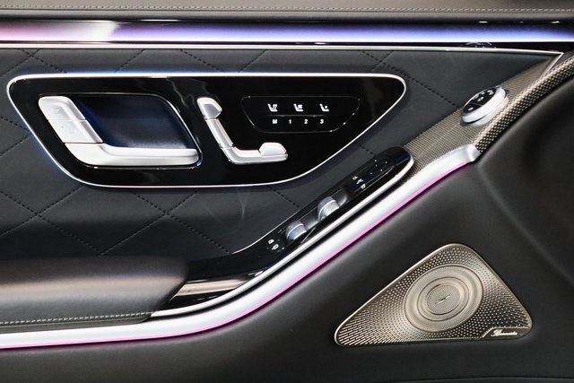 2024 Mercedes Benz S 580 4MATIC photo 2
