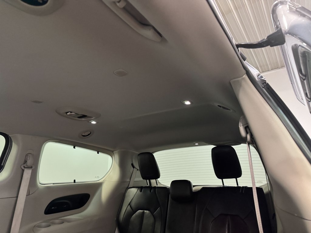 2018 Chrysler Pacifica Limited photo 52