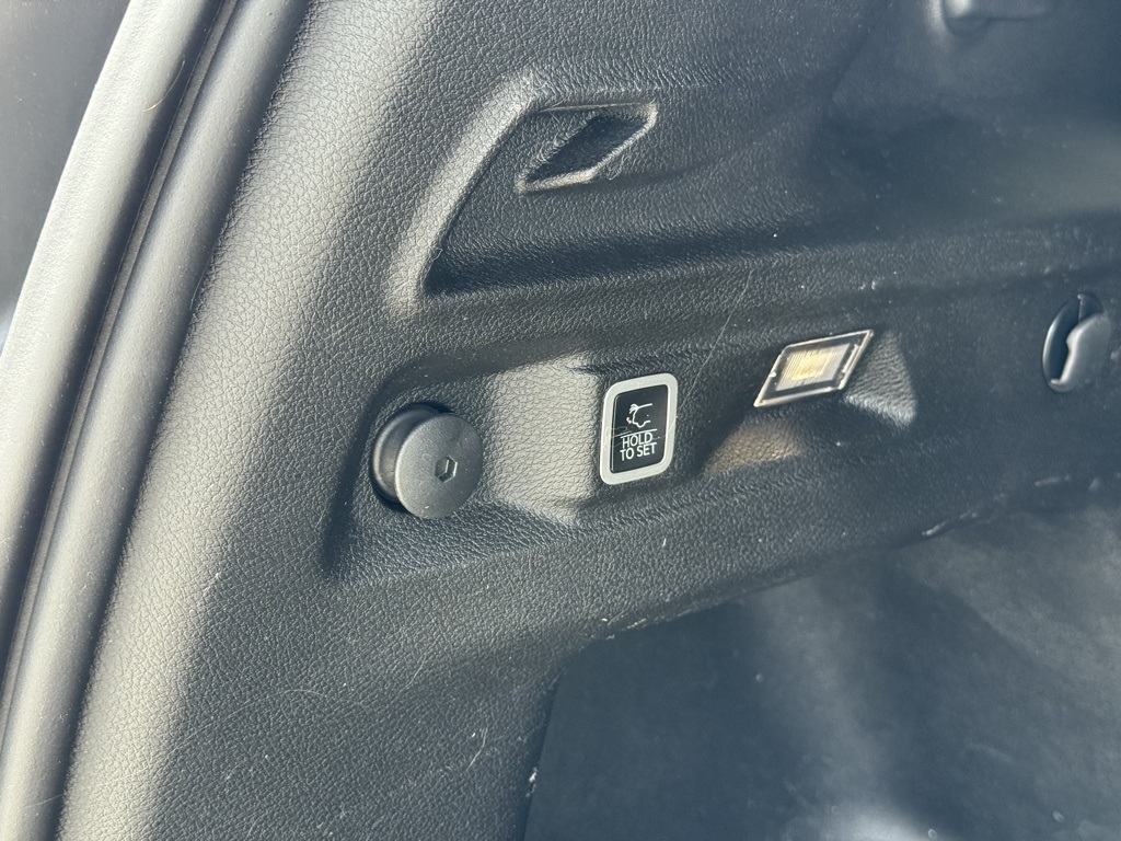 2023 Jeep Grand Cherokee Altitude photo 25