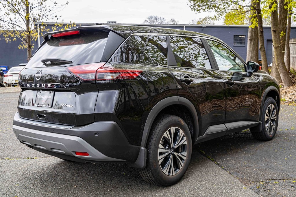 2023 Nissan Rogue SV photo 6