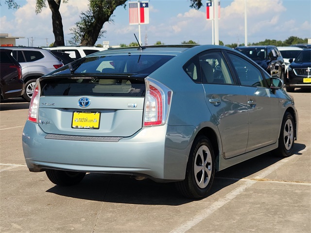 2015 Toyota Prius Four photo 5