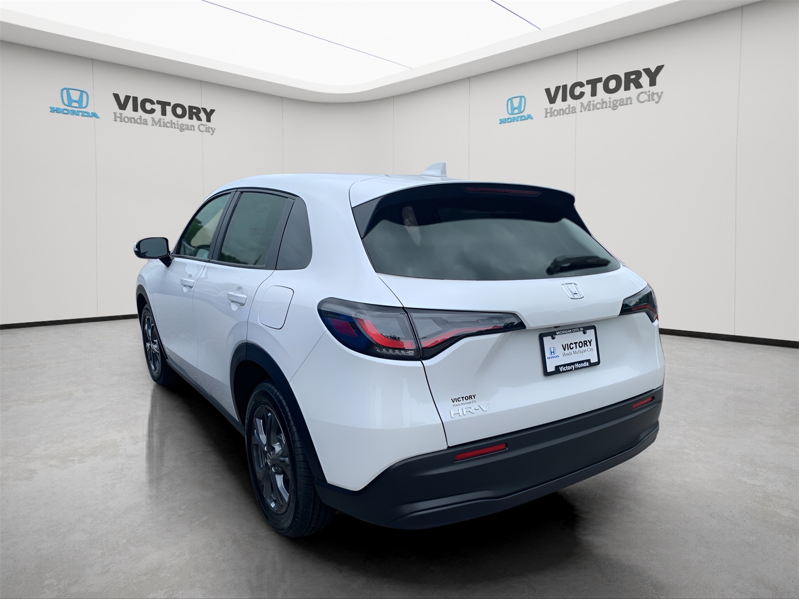 2026 Honda HR-V LX photo 3