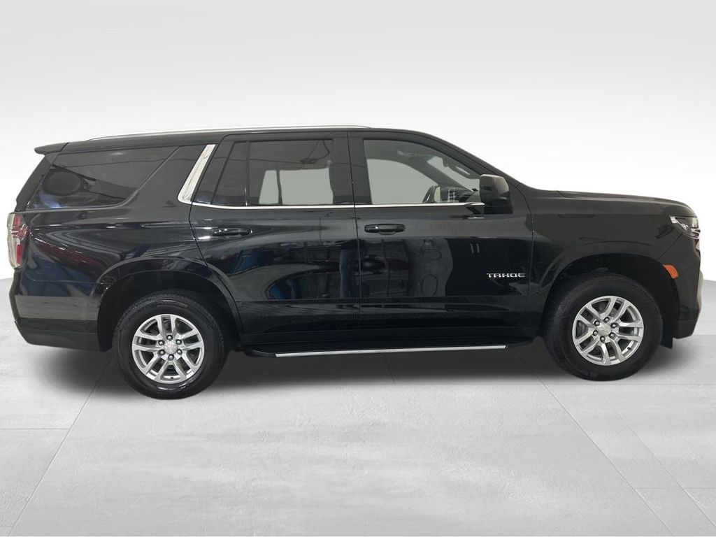 2024 Chevrolet Tahoe LT photo 4