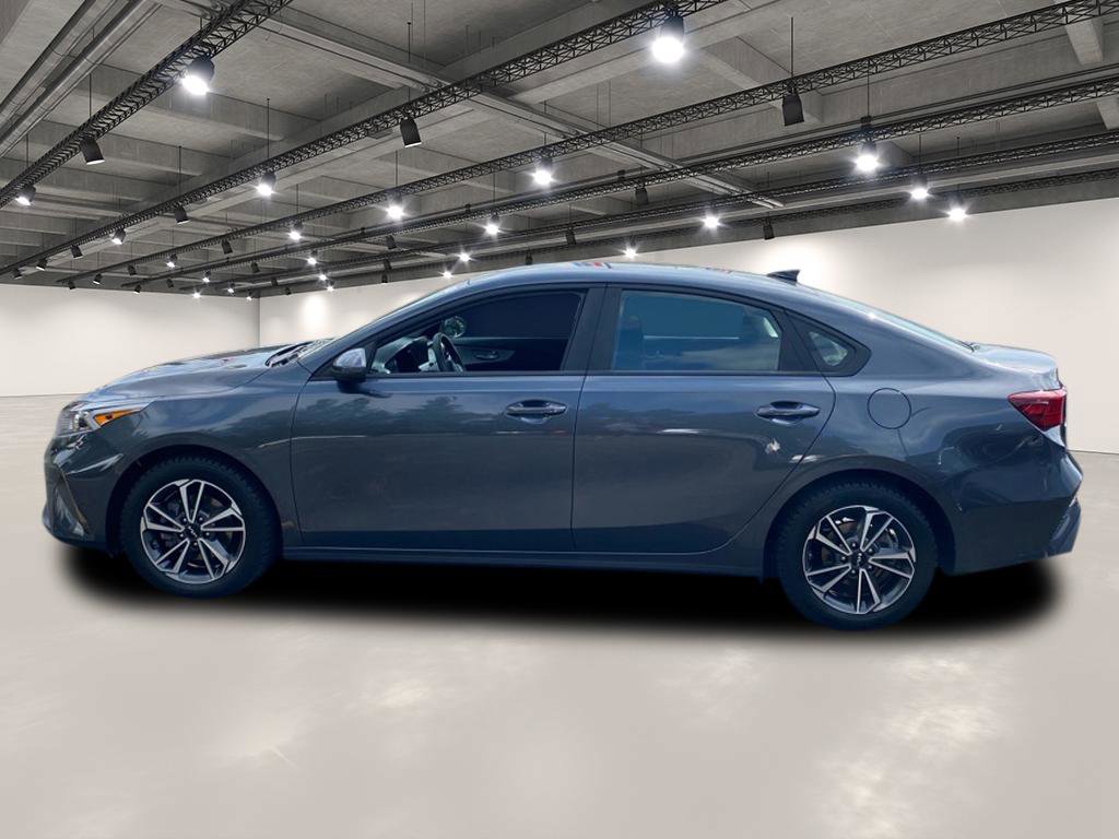 2022 Kia Forte LXS photo 4