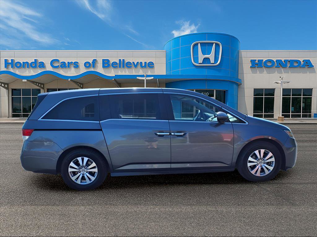 2016 Honda Odyssey SE photo 8