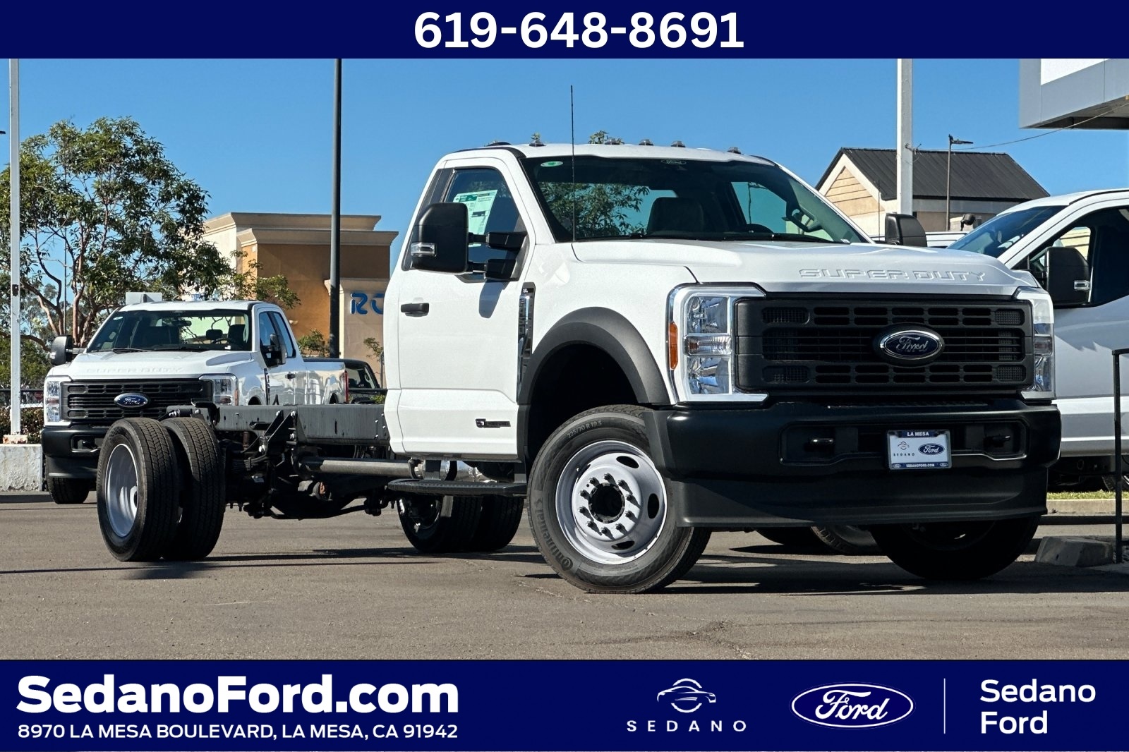 2024 Ford F-450 Super Duty Chassis Cab XL's photo