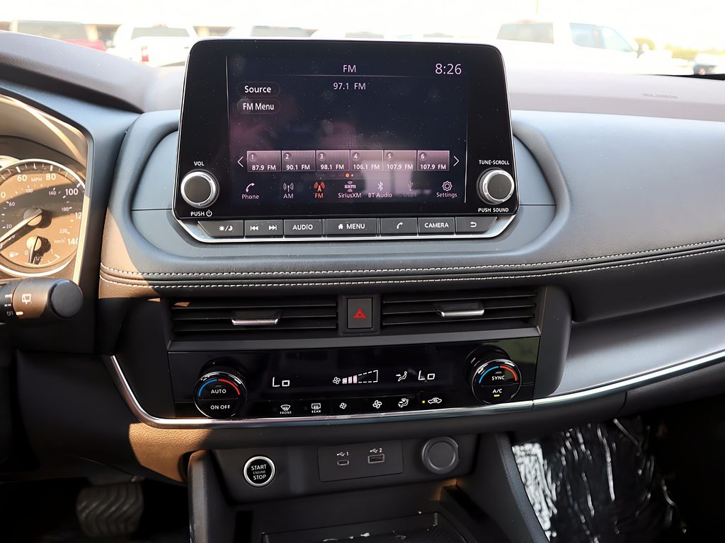 2023 Nissan Rogue SV photo 17