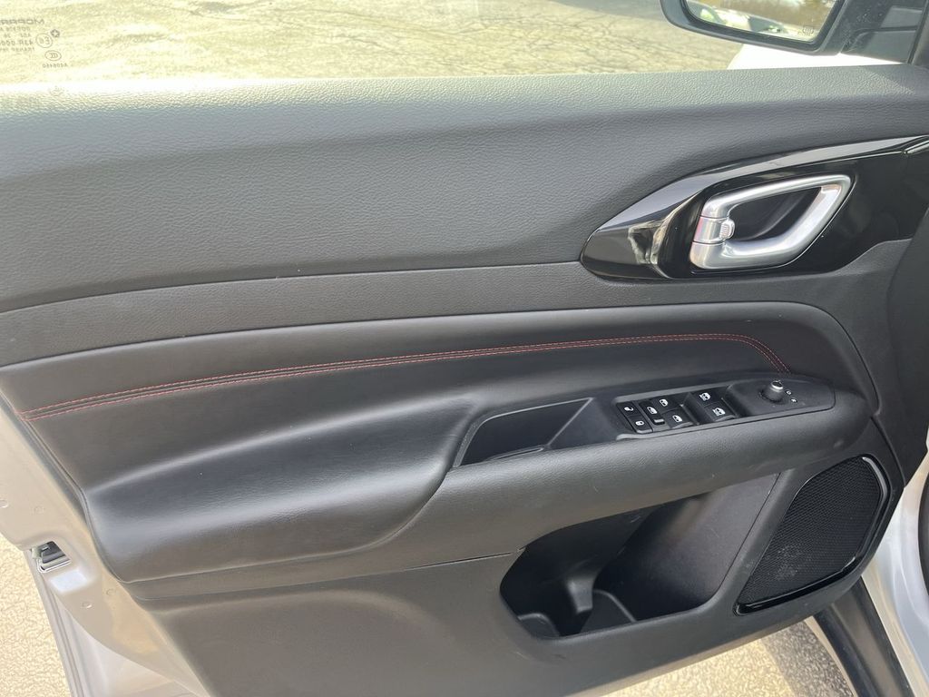 2024 Jeep Compass Trailhawk photo 13
