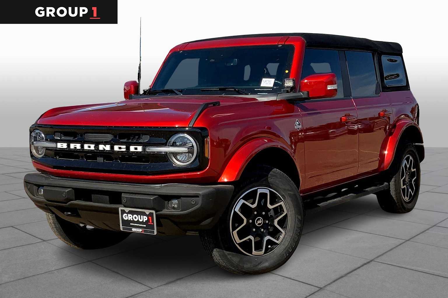 2023 Ford Bronco 4-Door Outer Banks's photo