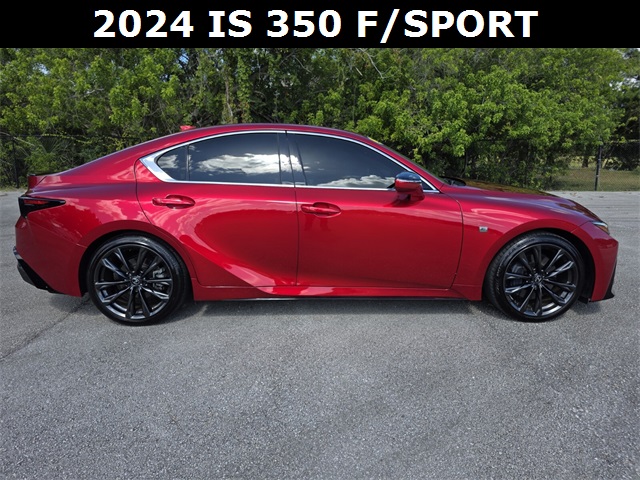 2024 Lexus IS 350 F SPORT photo 2
