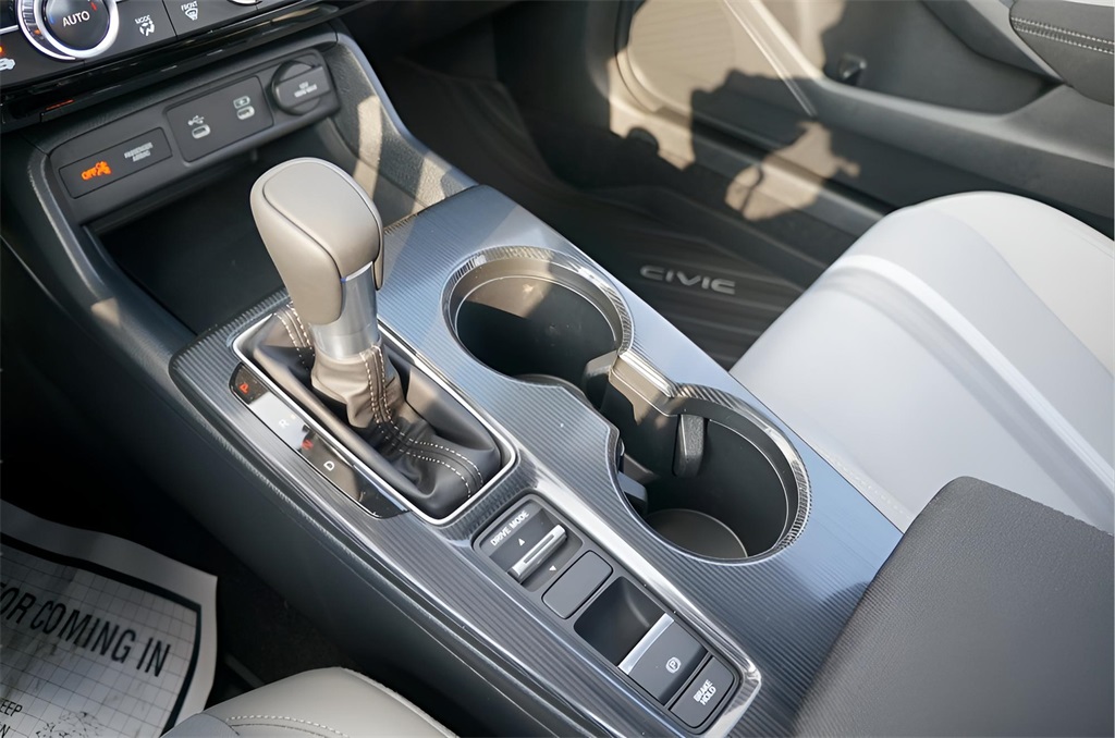 2026 Honda Civic Hybrid Sport photo 15