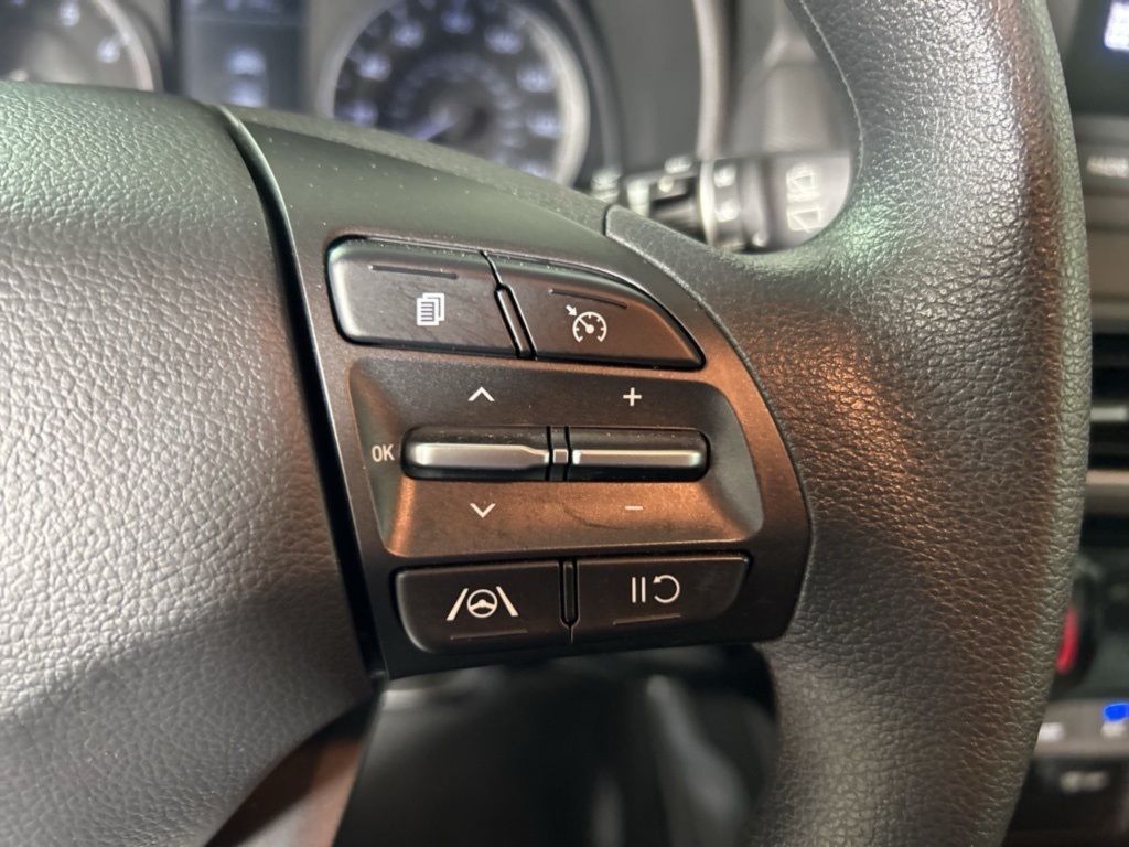 2023 Hyundai Kona SEL photo 25