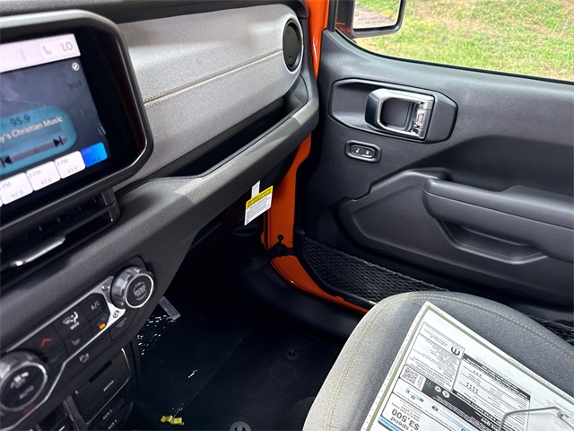 2025 Jeep Wrangler Sport S photo 24