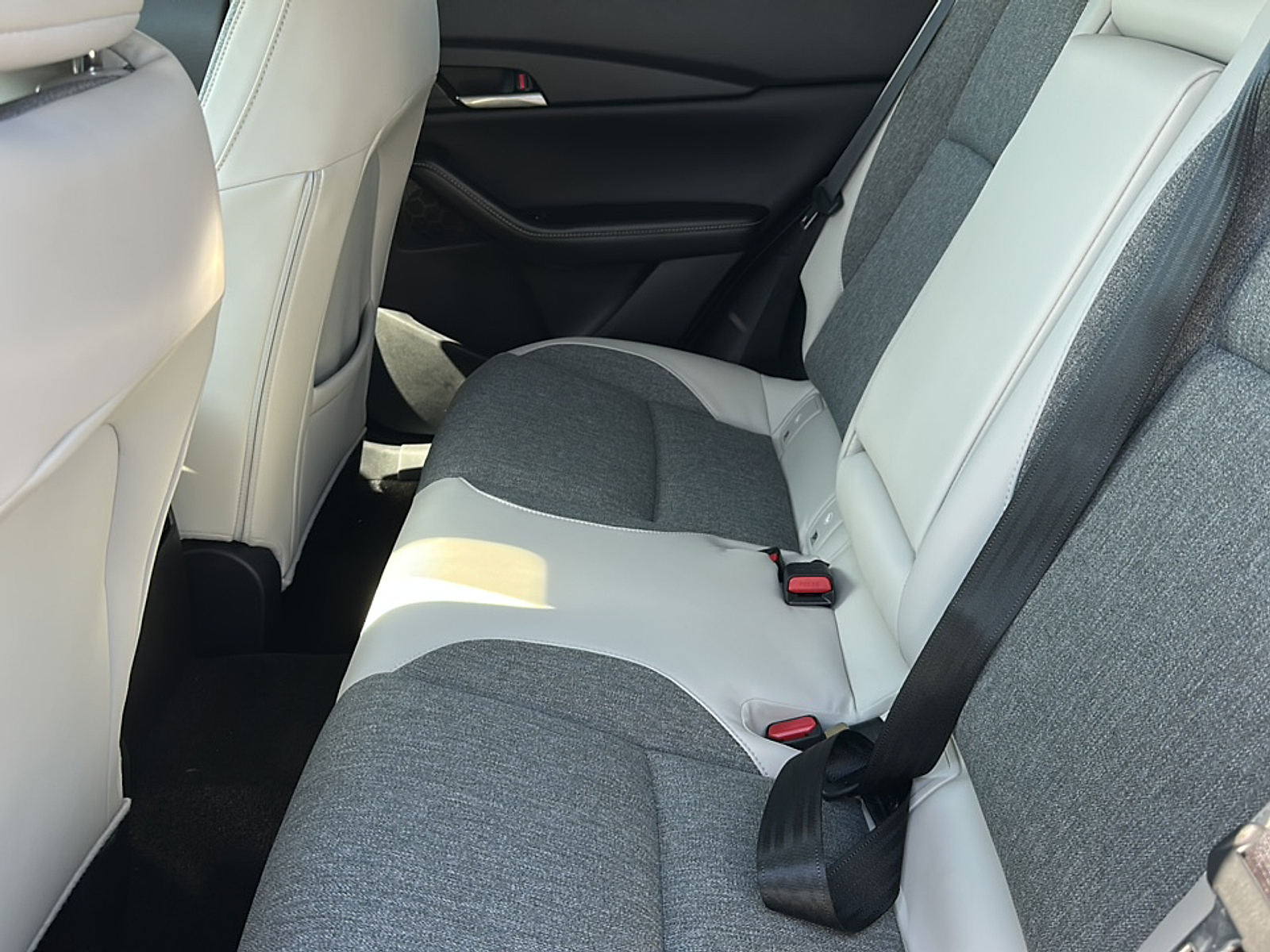 2026 Mazda CX-30 2.5 S photo 3