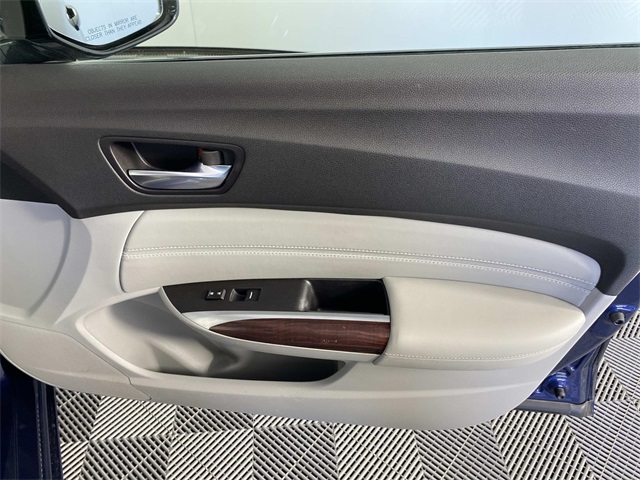 2015 Acura TLX 3.5L SH-AWD Technology photo 21
