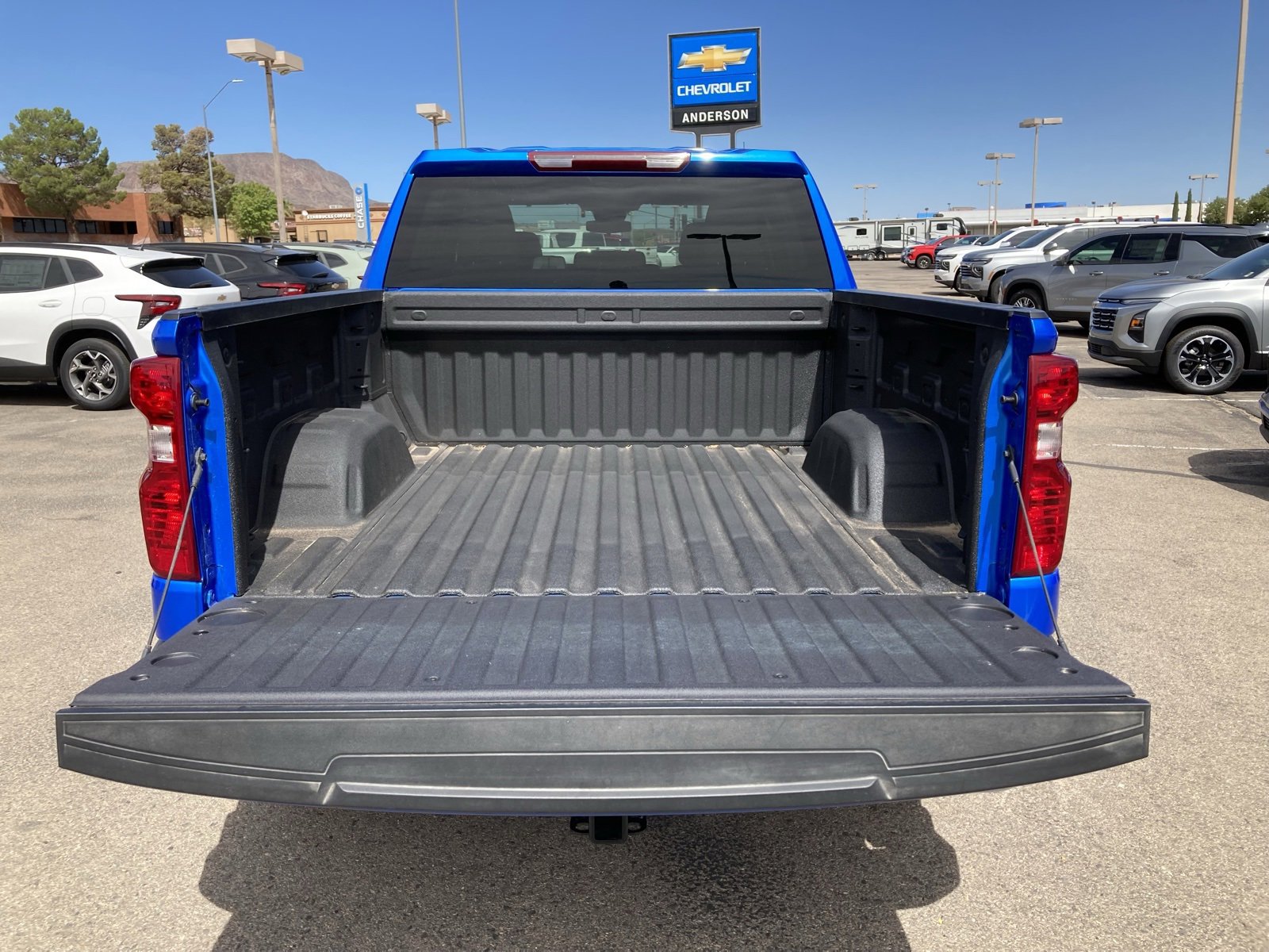 2025 Chevrolet Silverado 1500 Custom photo 32
