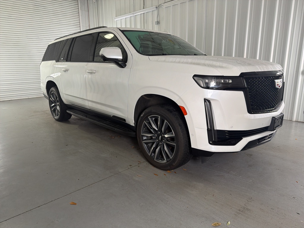 2021 Cadillac Escalade ESV Sport Platinum's photo