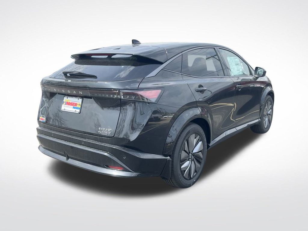 2025 Nissan ARIYA Engage Evolve+ Empower photo 5