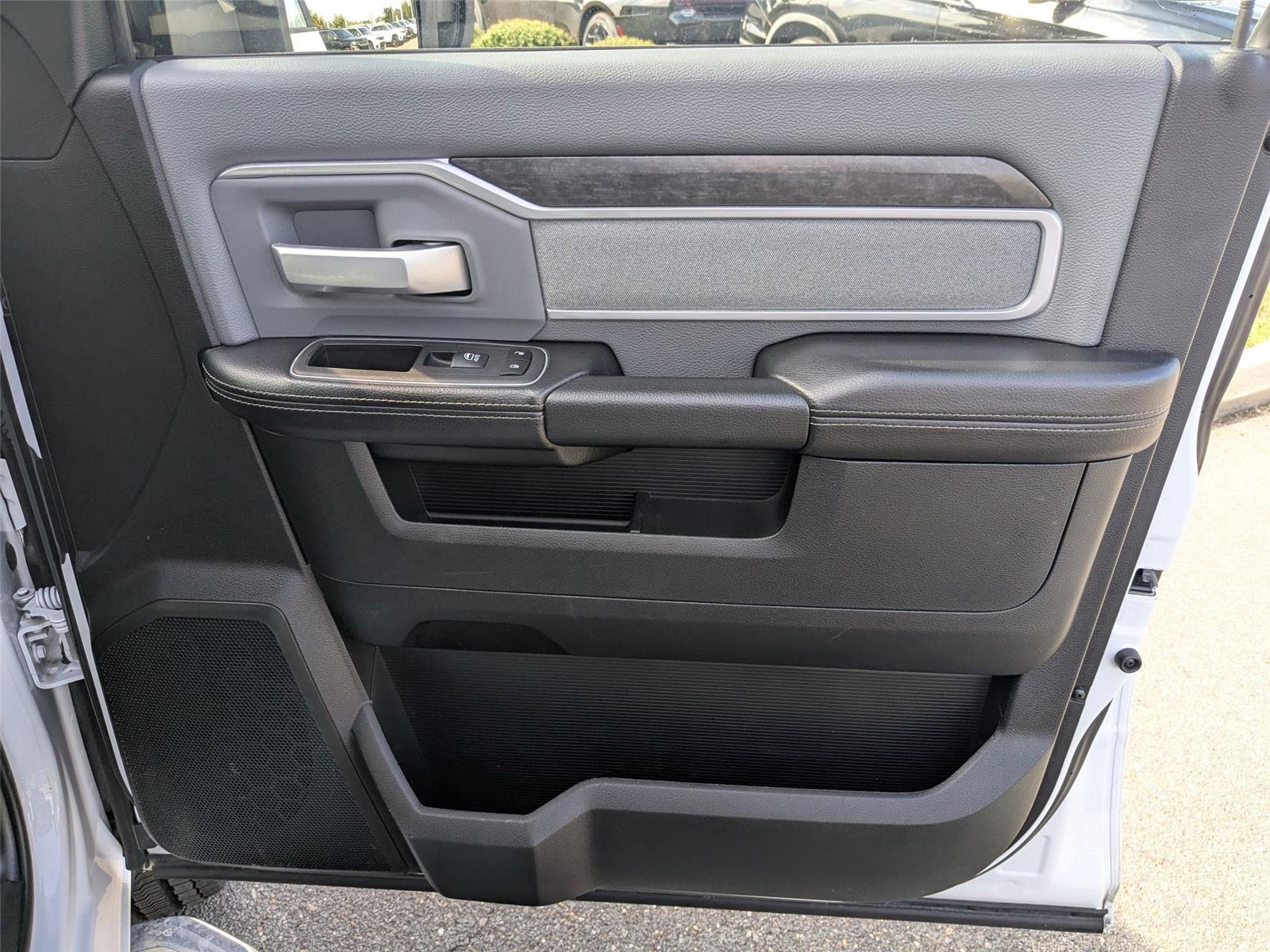 2023 Ram 2500 Big Horn photo 31