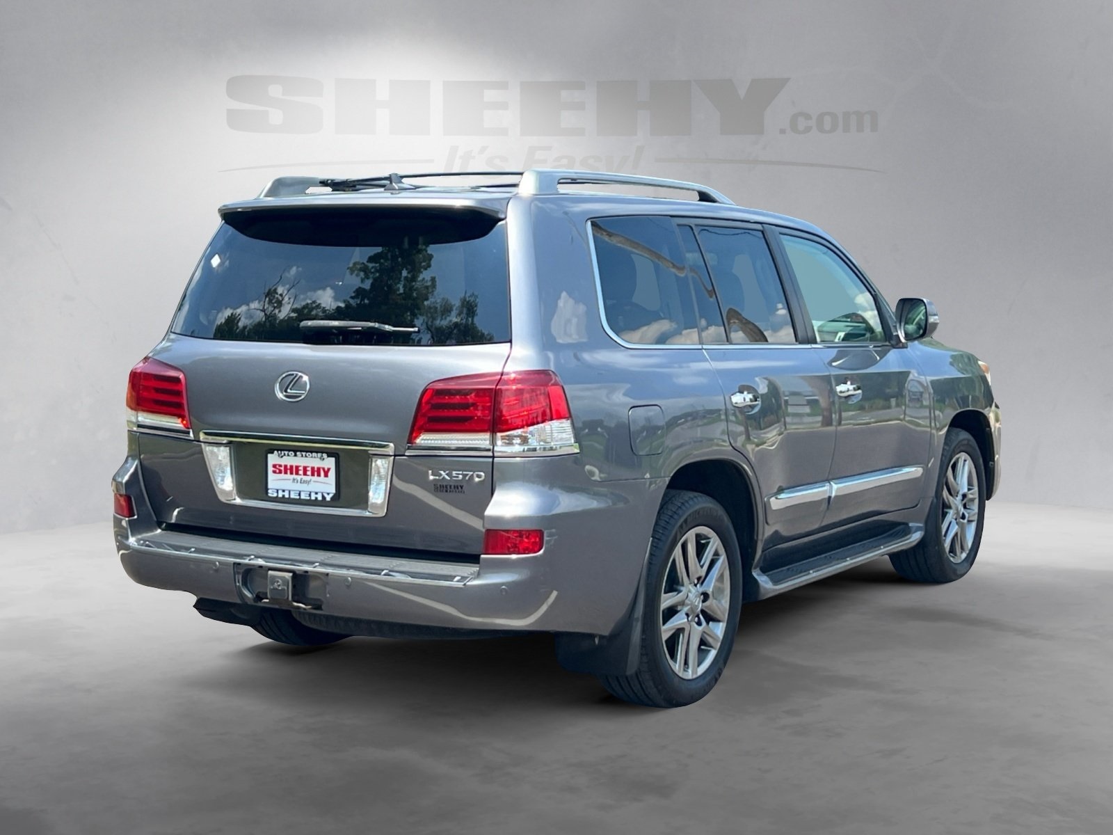 2014 Lexus LX 570 photo 5