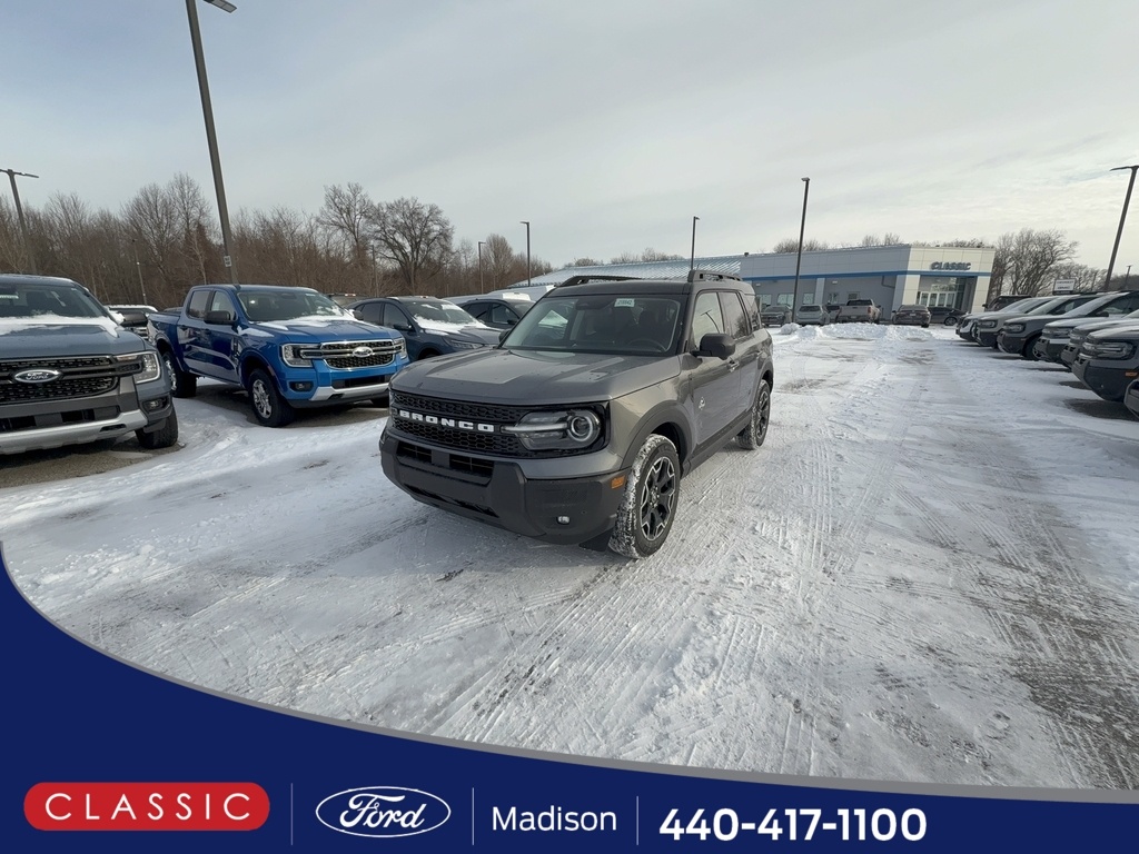 2025 Ford Bronco Sport Outer Banks's photo