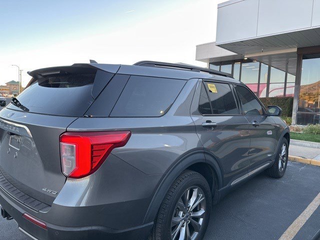 2022 Ford Explorer XLT photo 4