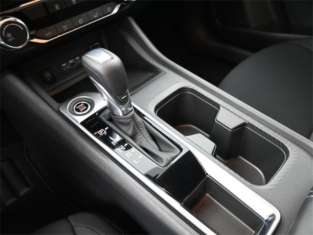 2025 Nissan Sentra SV photo 30