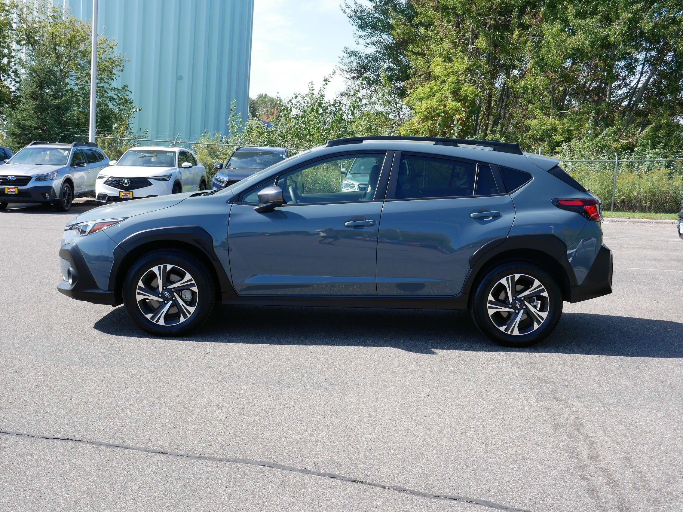 2024 Subaru Crosstrek Premium photo 3
