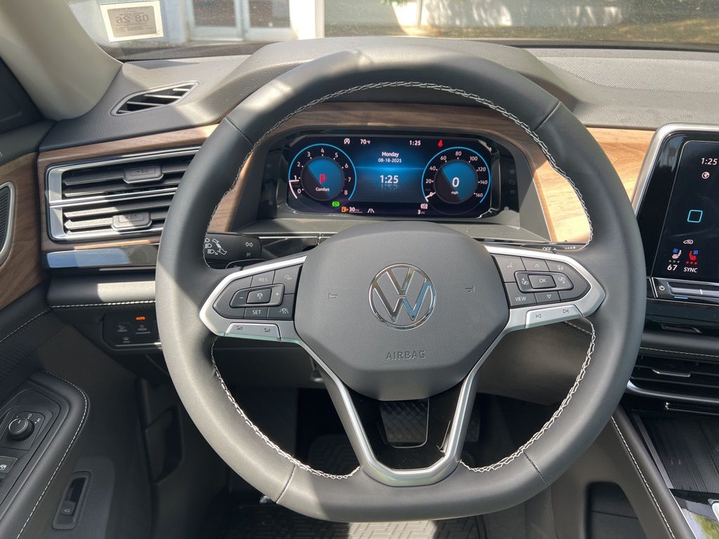 2026 Volkswagen Atlas SE Technology photo 28