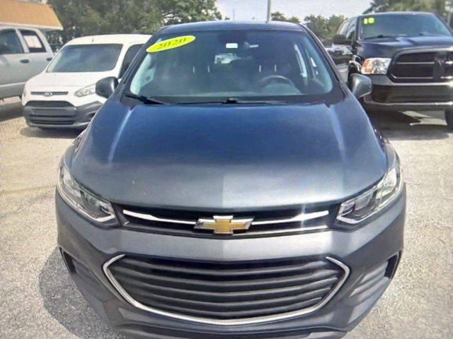 2020 Chevrolet Trax LS photo 3