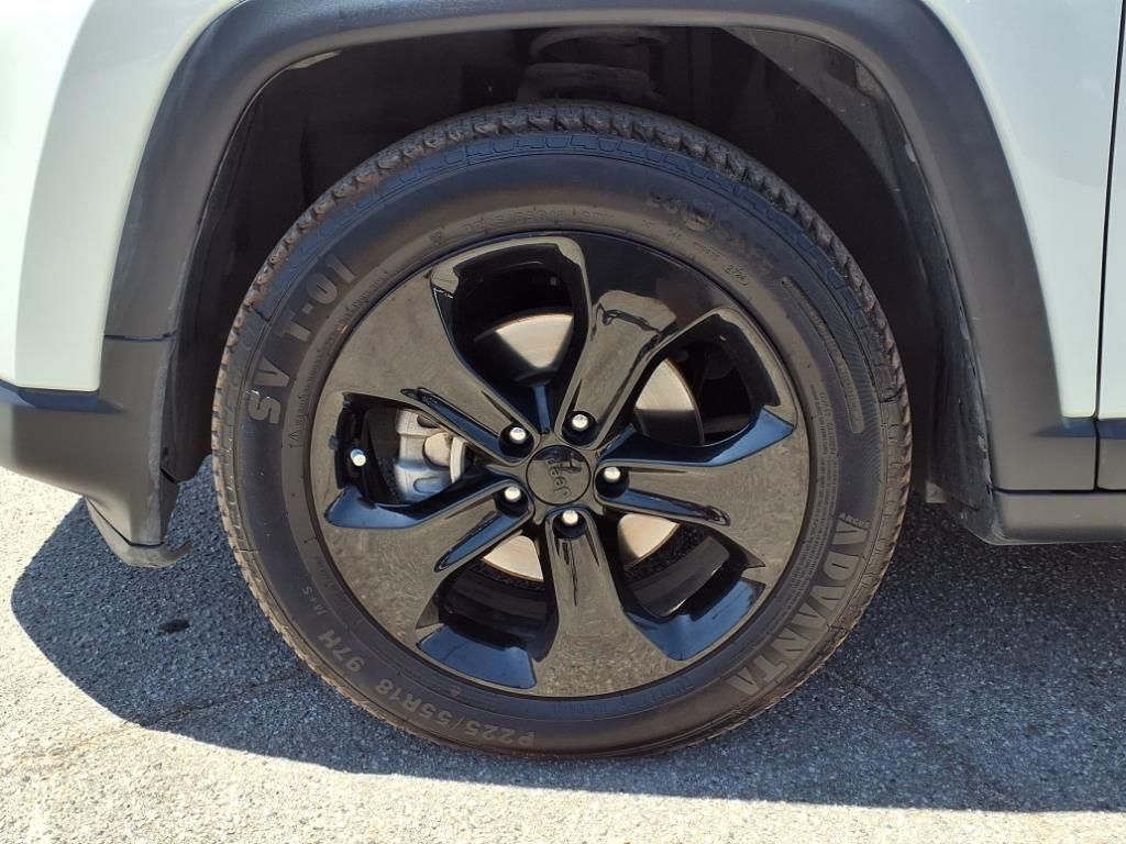 2019 Jeep Compass Altitude photo 3