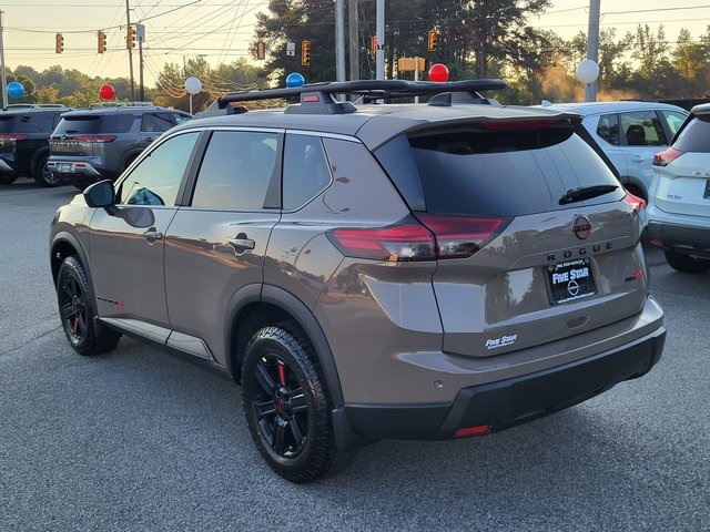 2026 Nissan Rogue SV photo 4
