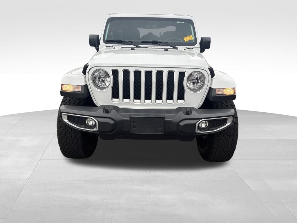 2018 Jeep Wrangler Unlimited Sahara photo 2