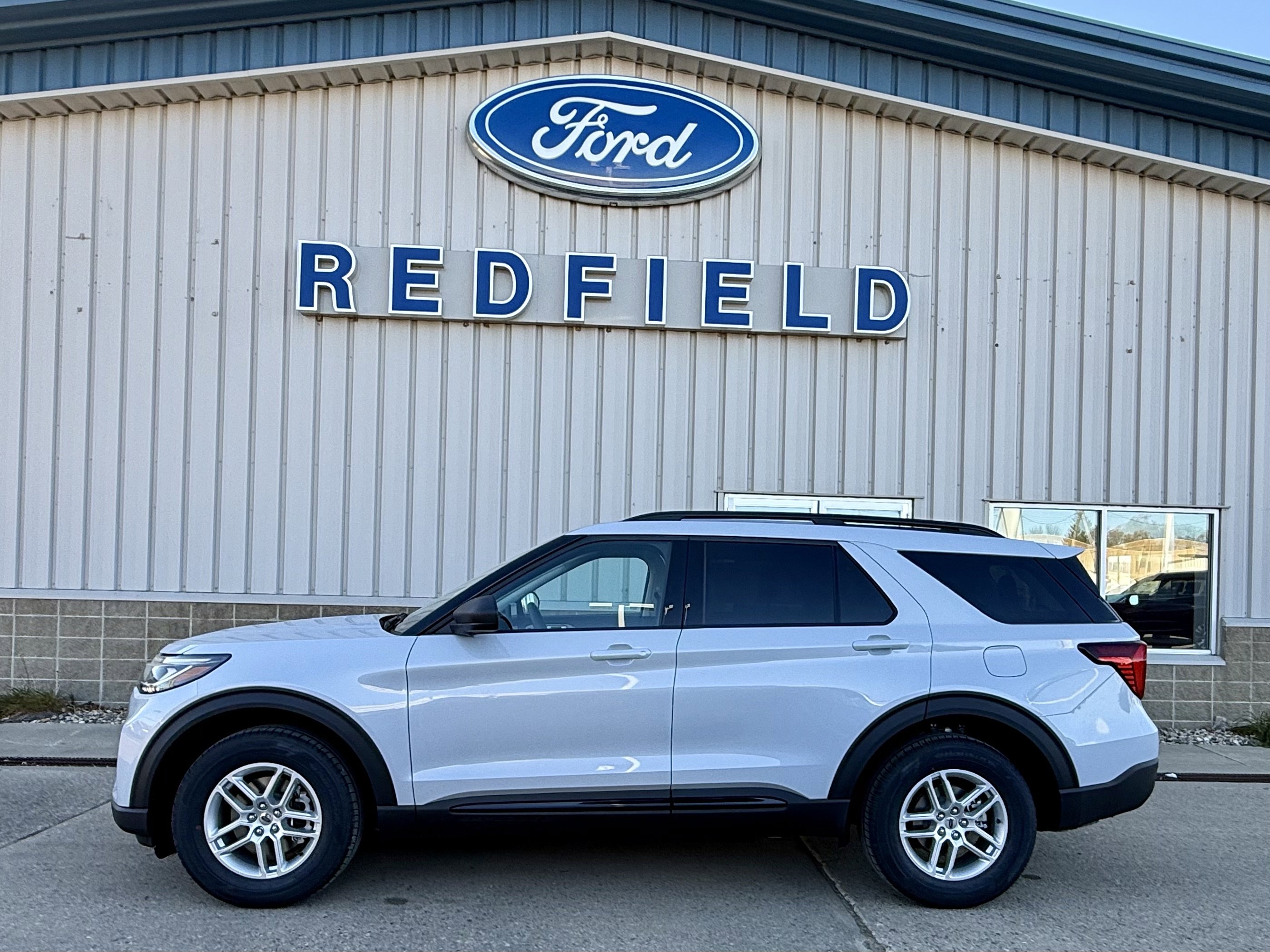 2026 Ford Explorer Active's photo
