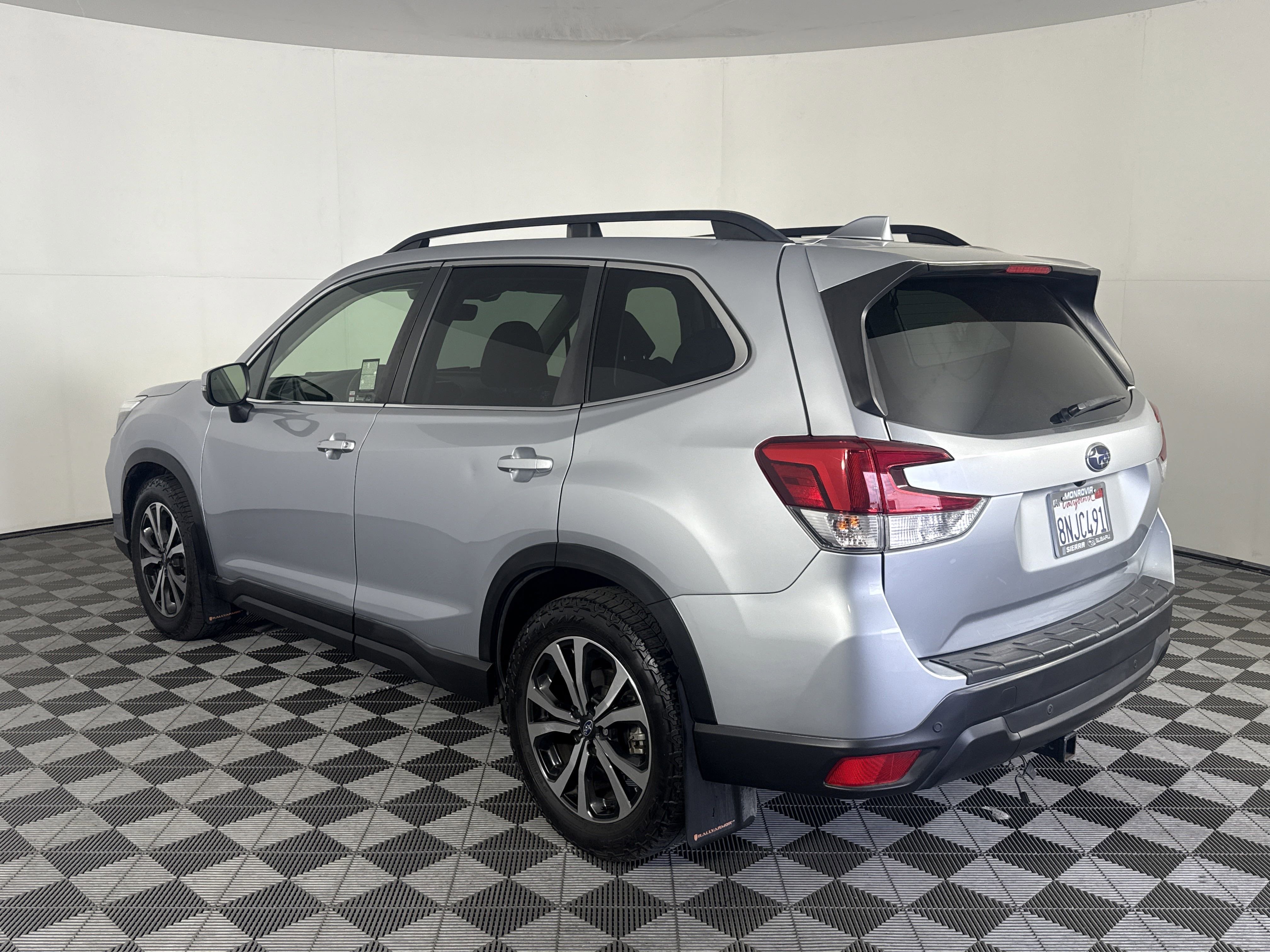 2020 Subaru Forester Limited photo 3
