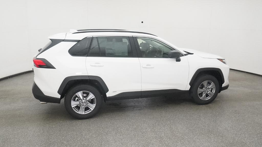 2025 Toyota RAV4 Hybrid LE photo 24