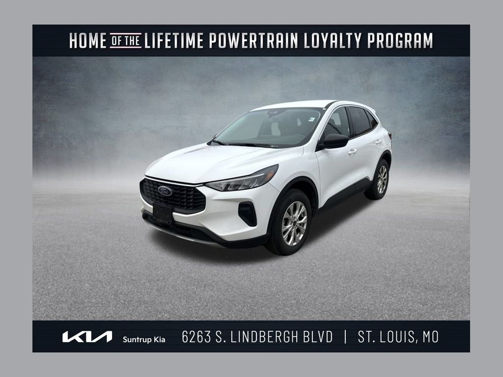 2023 Ford Escape Active's photo